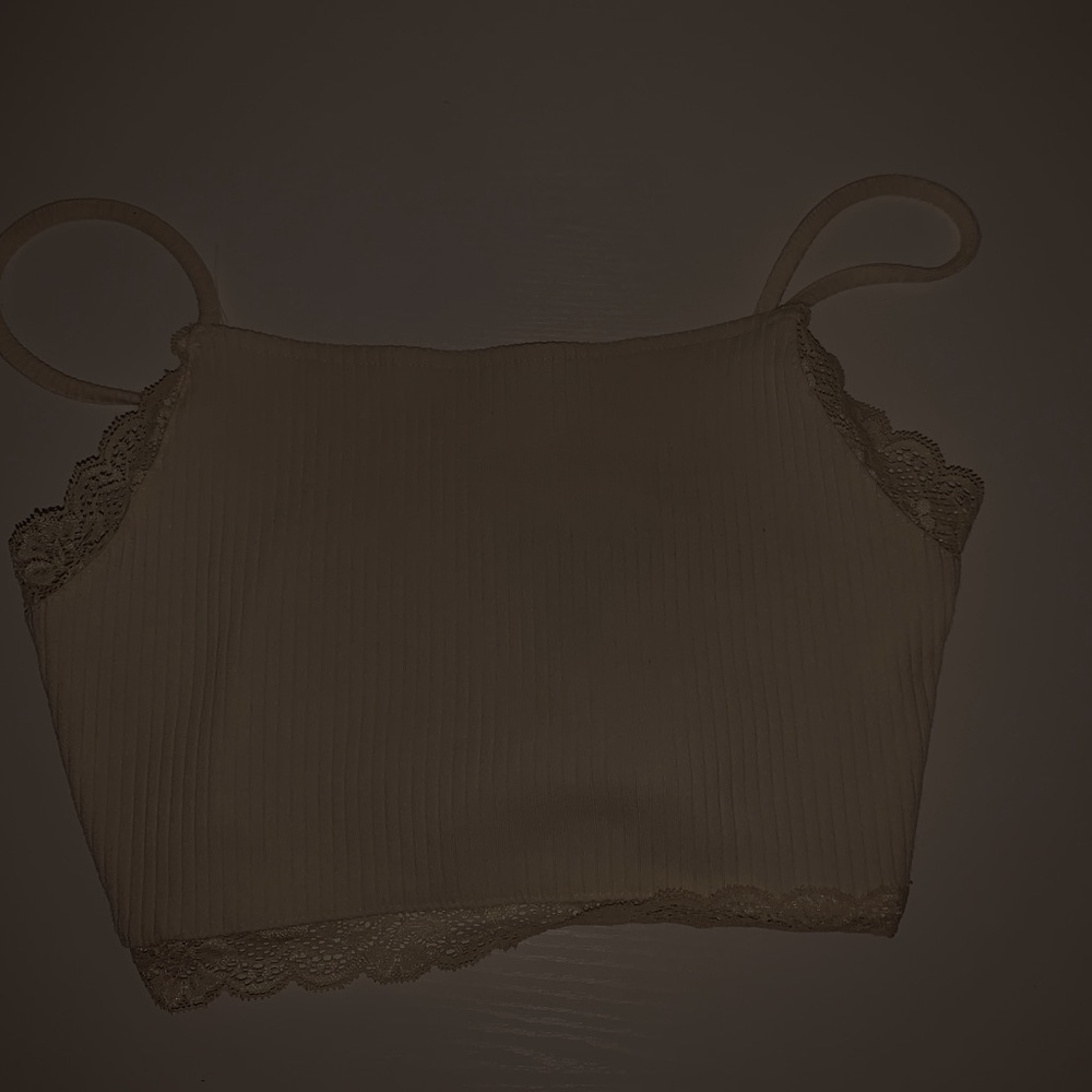 Cropped cream colored shirt